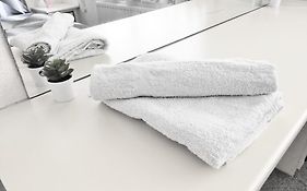 Eee Homes Dudley, A Retro Expression